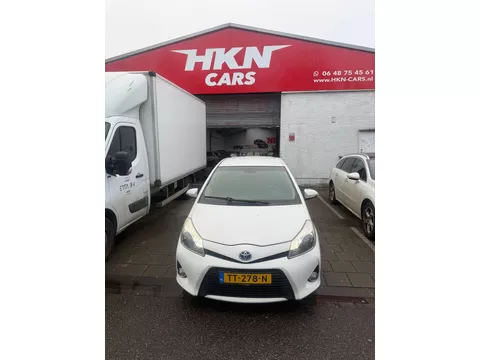Toyota Yaris 1.5 Full Hybrid Automaat navi camera bj 2014