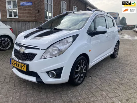 Chevrolet Spark 1.0 16V LS+ Bi-Fuel bj 2011 koppakking lek lees tekst, groot scherm, leer,airco