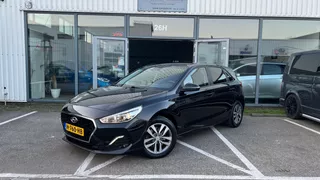 Hyundai I30 1.4 T-GDI Comfort AUTOMAAT | NAVI | CLIMA | CRUISE | STOEL/STUUR VERWARM. | CAMERA | PDC | APK |