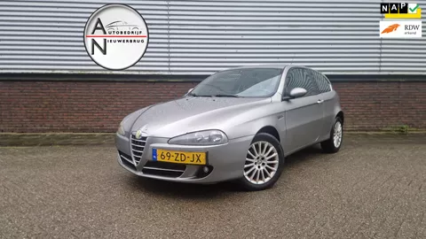 Alfa Romeo 147 1.6 T.Spark Airco - Elek ramen - 2 sleutels - NWE APK
