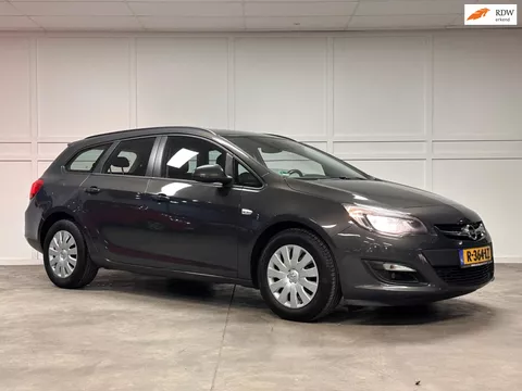 Opel Astra Sports Tourer 1.4 Turbo Edition / 2015 / Airco / Cruise