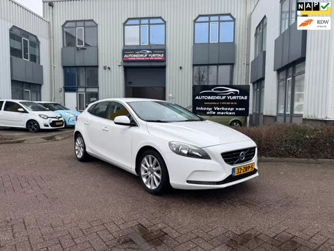Volvo V40 1.6 T3 Momentum