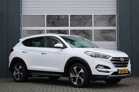 Hyundai Tucson 1.6 GDi Comfort Clima/Cruise/Stoelverwarming/Camera/Navi/Bluetooth/PDC/Lane.Assist/LED/Radio.AUX.USB/19"LM/Trekhaak