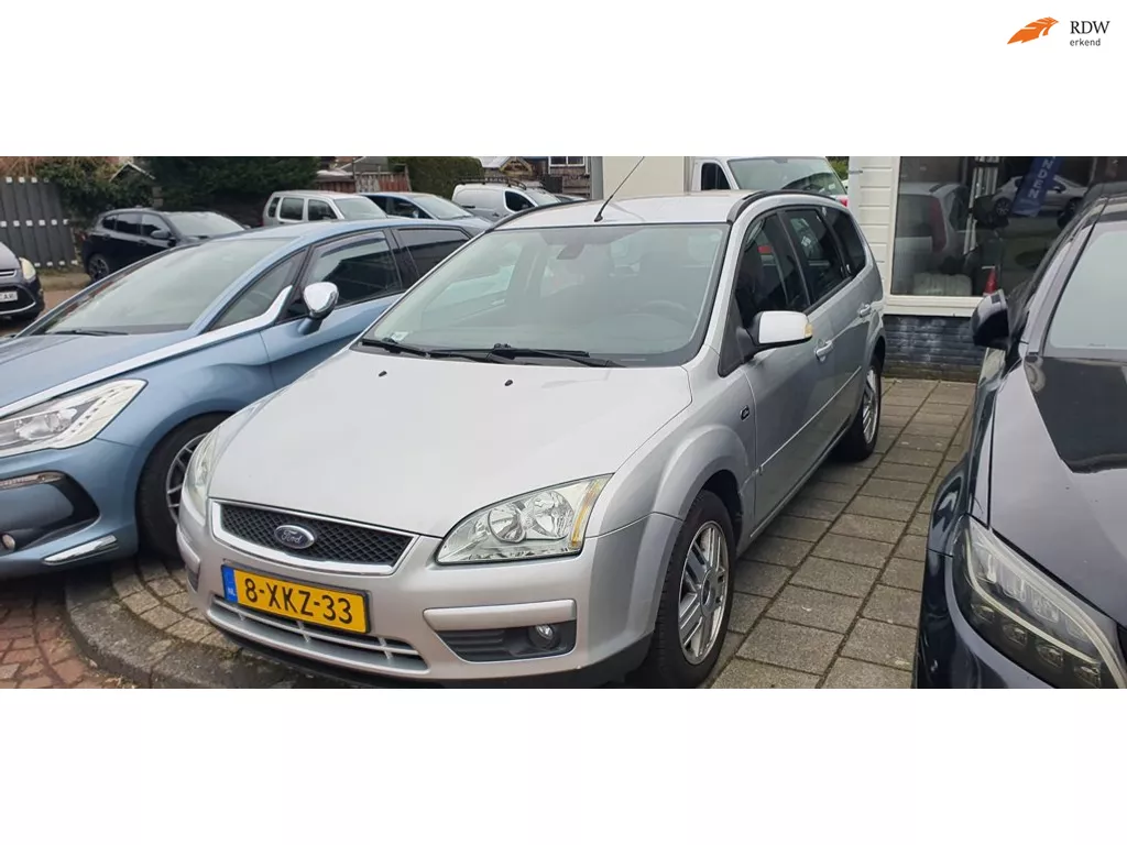Ford Focus Wagon 1.6-16V Titanium