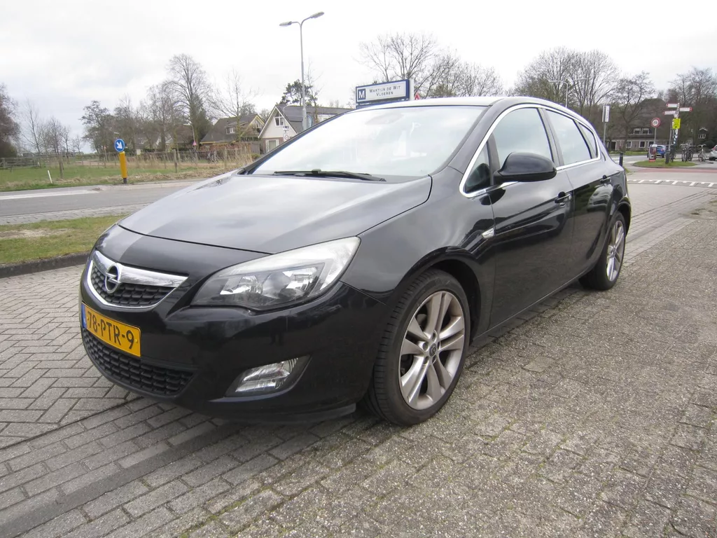 Opel Astra 1.4 Turbo Sport Navi