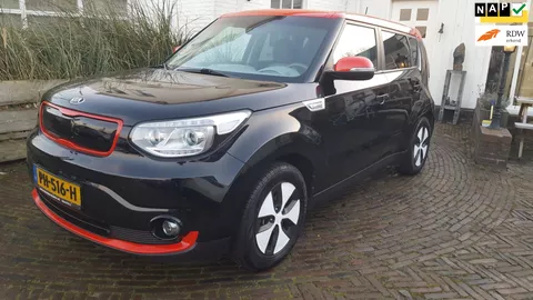 Kia Soul EV ExecutiveLine 27 kWh Prachtige 100 % Kia dealer onderhouden auto.