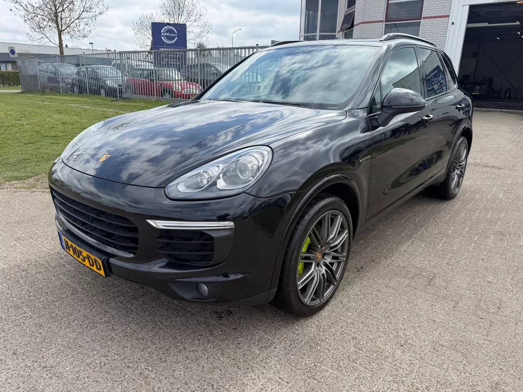 Porsche Cayenne 3.0 S E-Hybrid Platinum Edition