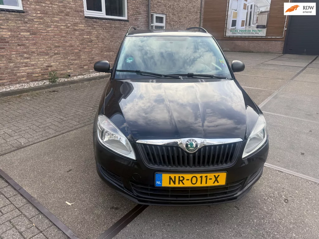 Skoda Fabia Combi 1.2-12V Ambition ((( apk gekeurd )))
