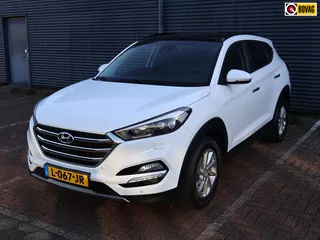 Hyundai Tucson 1.6 T-GDi Comfort 4WD Pano Camera Navi Keyless Leder Trekhaak PDC Airco Cruise