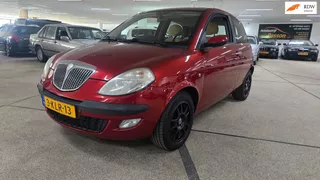 Lancia Ypsilon 1.4-16V Platino DFN Automaat! Airco