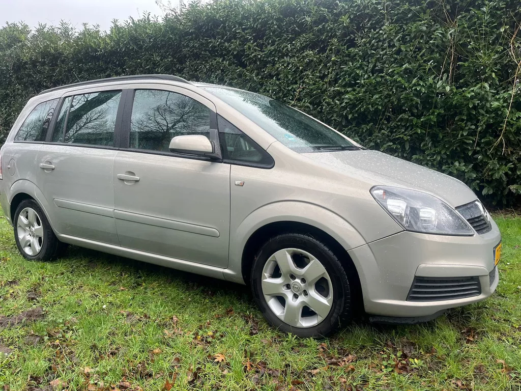 Opel Zafira 2.2 Enjoy