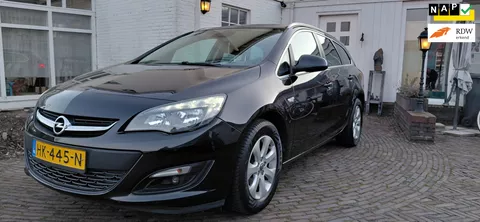 Opel Astra Sports Tourer 1.4 Turbo Blitz Prachtige auto 120 PK Sportstoelen APK tot 14-01-27