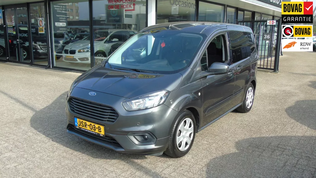 Ford TOURNEO COURIER 1.0 Titanium