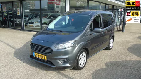 Ford TOURNEO COURIER 1.0 Titanium