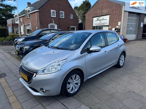 Peugeot 208 1.2 e-VTi Blue Lease | Automaat | Stoelverwarming