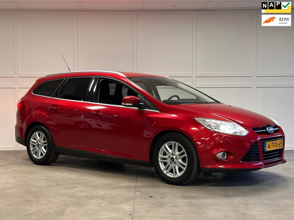 Ford Focus Wagon EcoBoost / 125PK / Trekhaak / Xenon / 2014 / Cruise