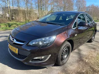 Opel Astra 1.7 CDTi S/S Cosmo