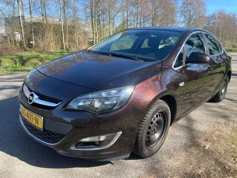 Opel Astra 1.7 CDTi S/S Cosmo
