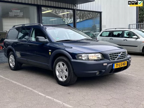 Volvo XC70 2.5 T Geartronic Comfort Line/Airco/Leder/ 4 wiel aandrijving/