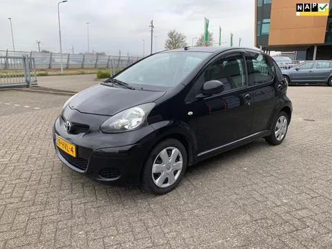 Toyota Aygo 1.0-12V Comfort Zwart 2009 Airco Elek ramen 5drs