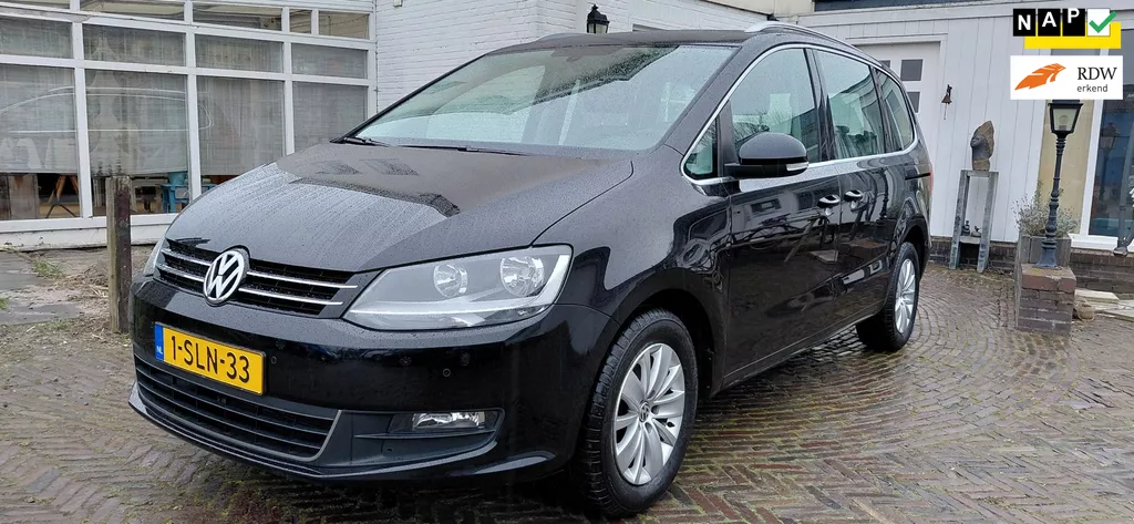 Volkswagen Sharan 1.4 TSI Comfortline 7 Persoons(ook volwassenen op stoel 6/7) in Prachtstaat, incl. onderhoudsbeurt /Panoramadak.