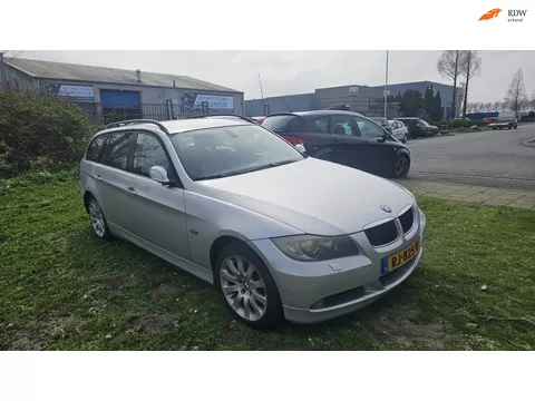 BMW 3-serie Touring 318i
