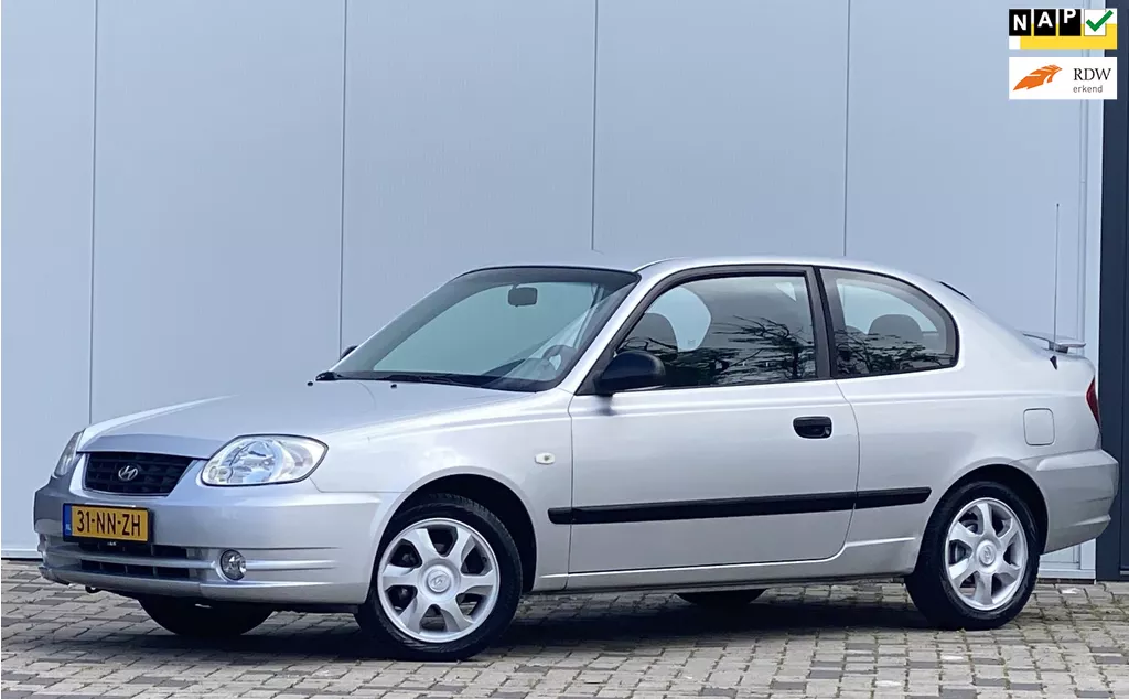 Hyundai Accent 1.6i GL Sport AIRCO IN PERFECT STAAT