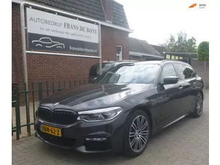 BMW 5-serie Touring 540i xDrive High Executive m-sport black line pano € 33,750