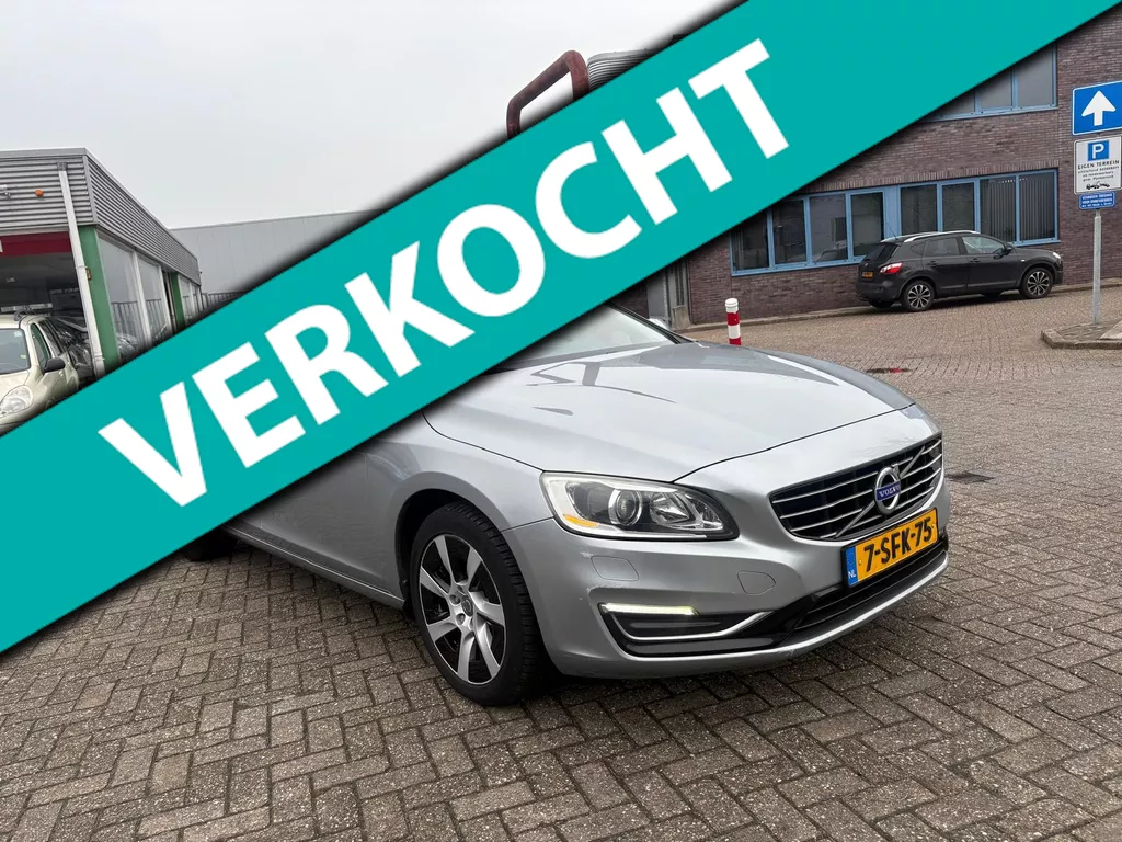 Volvo V60 2.4 D6 AWD Plug-In Hybrid Summum|NAP|NAVI|PDC|