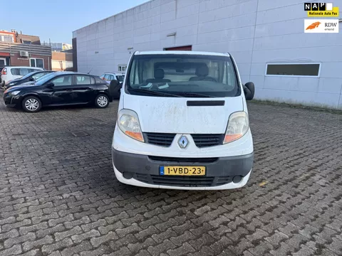Renault Trafic 2.5 dCi T29 L2H1 ((( automaat ))) nieuwe apk