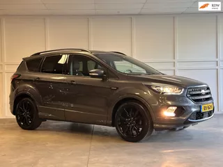 Ford Kuga 1.5 EcoBoost ST Line / 2017 / Panorama / trekhaak / 150PK
