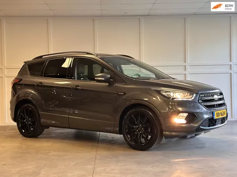 Ford Kuga 1.5 EcoBoost ST Line / 2017 / Panorama / trekhaak / 150PK