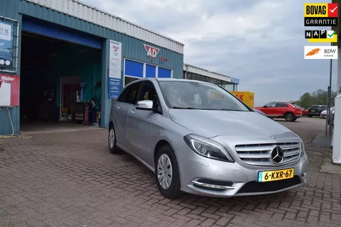 Mercedes-Benz B-klasse 180 Ambition trekhaak/ bovag garantie