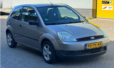 Ford Fiesta 1.4-16V Ambiente.Automaat/Trekhaak/km nap /nieuwe apk /aluminium velgen