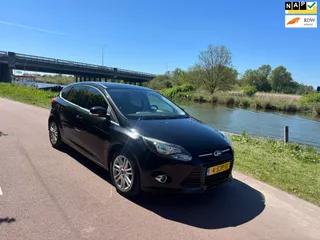 Ford Focus 1.0 EcoBoost Titanium |Luxe|Dis-=V.V|Dealer ond.|