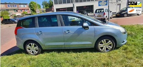 Peugeot 5008 1.6 THP ST Premiere 7p.glazendak,vol opties