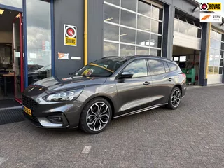 Ford Focus Wagon 1.5/182 pk AUTOMAAT ST Line Business CAM NAV ECC LMV 18Inch Bicolor