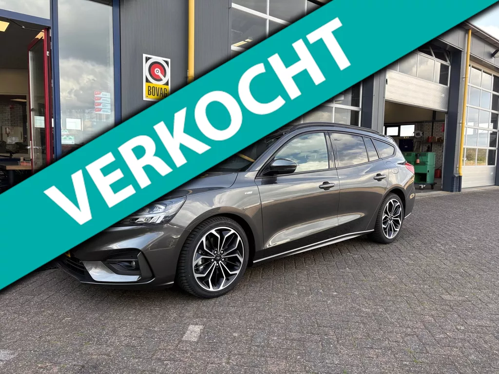Ford Focus Wagon 1.5/182 pk AUTOMAAT ST Line Business CAM NAV ECC LMV 18Inch Bicolor