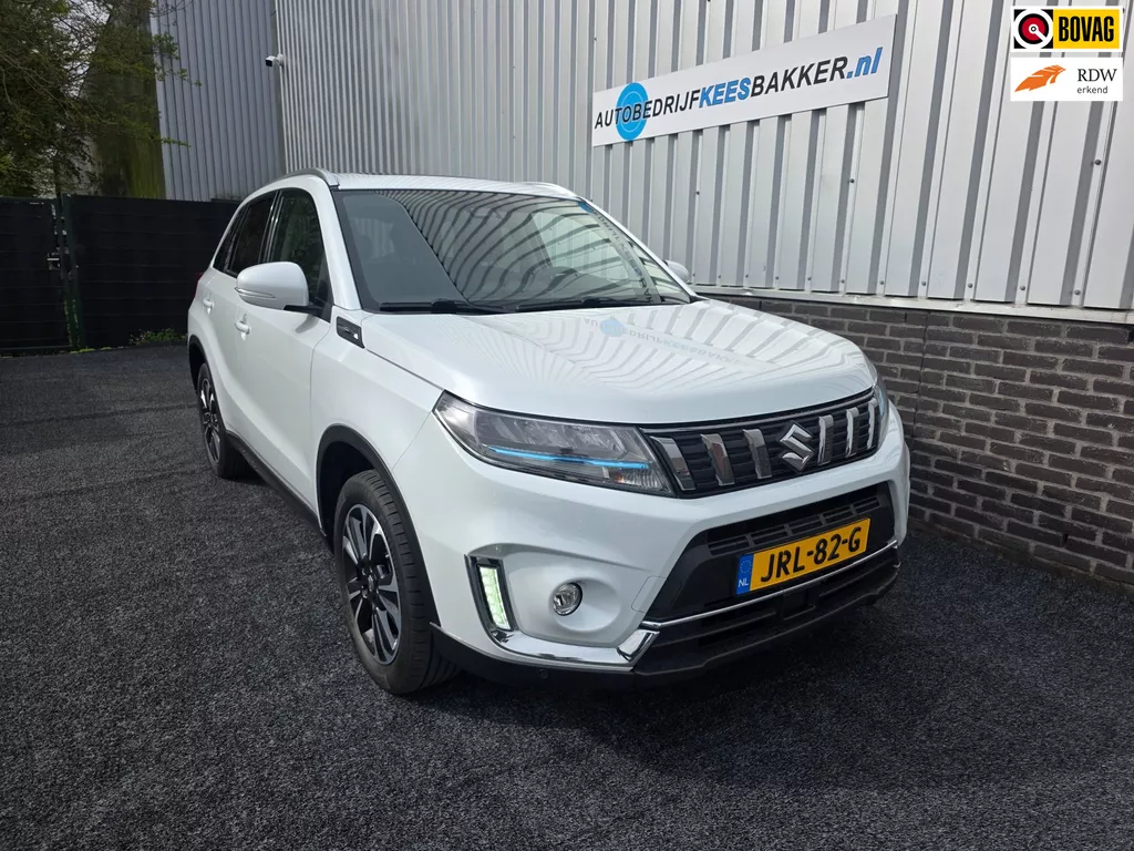 Suzuki VITARA 1.5 Hybrid Select / Panodak / Stoelverwarming / afn.Trekhaak