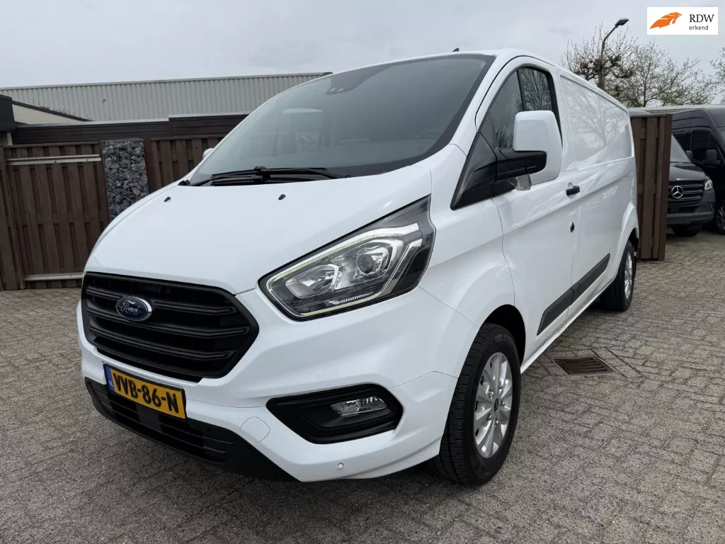Ford Transit Custom 320 2.0 TDCI L2H1 Limited