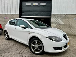 Seat Leon 1.6 Reference | Airco | PDC | Nieuwe APK
