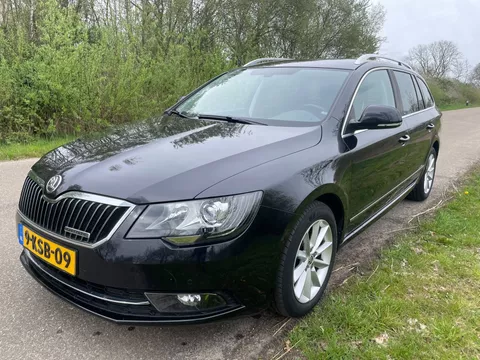 Skoda Superb Combi 1.6 TDI Ambition Business