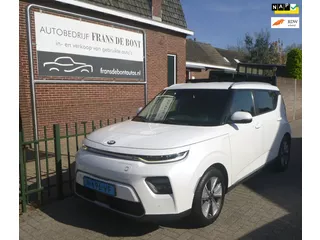 Kia e-Soul DynamicLine 64 kWh airco € 9000 ex btw