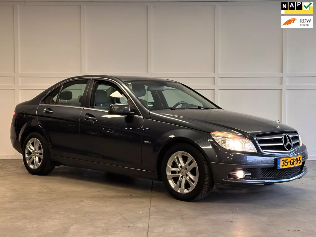 Mercedes-Benz C-klasse 180 K BlueEFFICIENCY Business Class / Sedan / Navi /