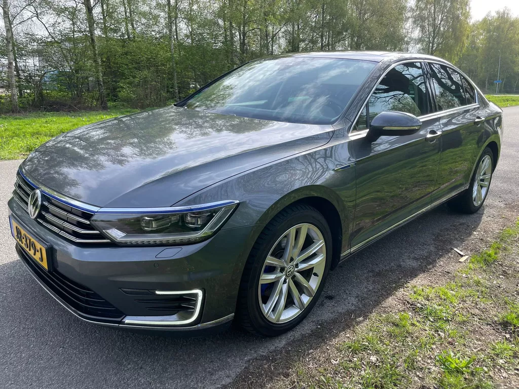 Volkswagen Passat 1.4 TSI GTE Highline