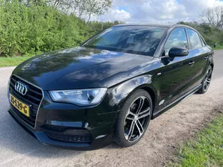 Audi A3 Limousine 2.0 TDI Adrenalin Sport