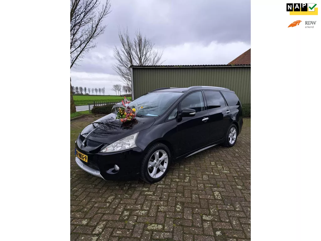 Mitsubishi Grandis 2.4-16V InSport 7 persoons