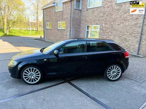 Audi A3 2.0 FSI Ambition ((( automaat )))
