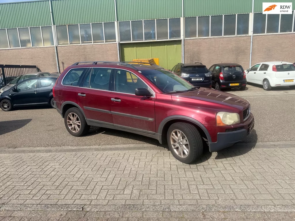 Volvo XC90 2.9 T6 Kinetic ((( AUTOMATAAT/ 7-peroons )) bak defect)