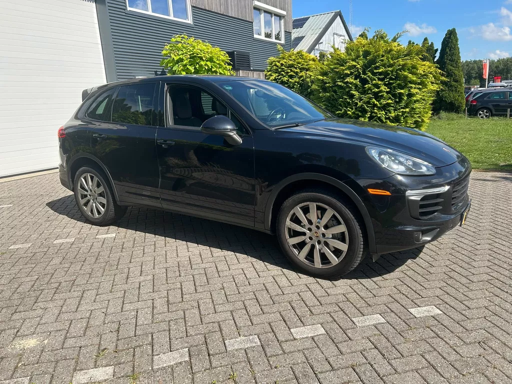 Porsche Cayenne 3.6